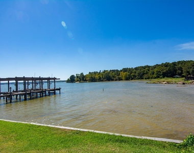150 Edgewater Way - Photo Thumbnail 33