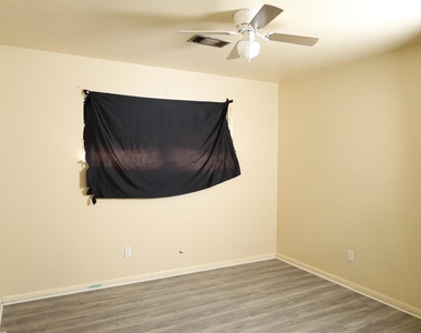 13207 Santa Teresa Road - Photo Thumbnail 11