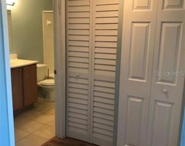 803 Lake Haven Square - Photo Thumbnail 16