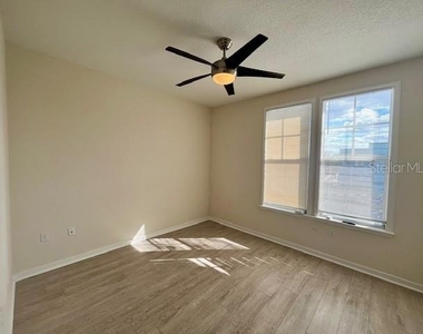 720 Celebration Avenue - Photo Thumbnail 6