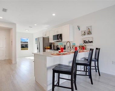 9416 Anita Avenue - Photo Thumbnail 4
