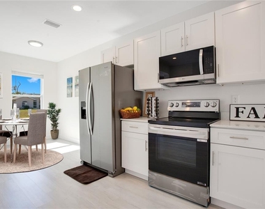 9416 Anita Avenue - Photo Thumbnail 1