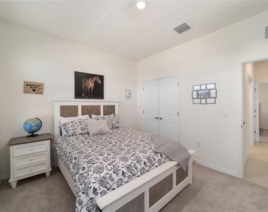 5252 Nw 46th Lane Road - Photo Thumbnail 34