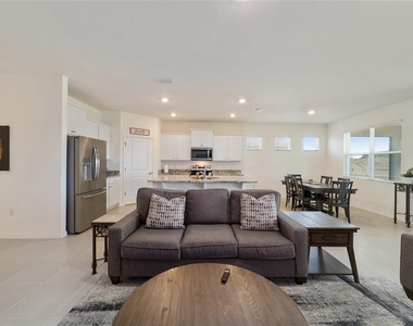 5252 Nw 46th Lane Road - Photo Thumbnail 13