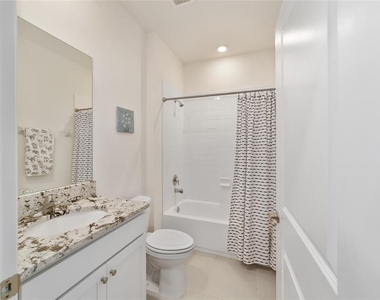 5252 Nw 46th Lane Road - Photo Thumbnail 35
