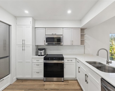 5606 Blue Shadows Court - Photo Thumbnail 1