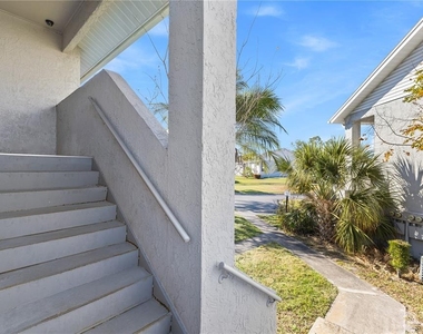 5606 Blue Shadows Court - Photo Thumbnail 24
