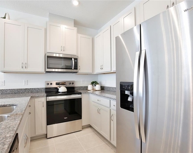 3105 Douglas Fir Drive - Photo Thumbnail 6