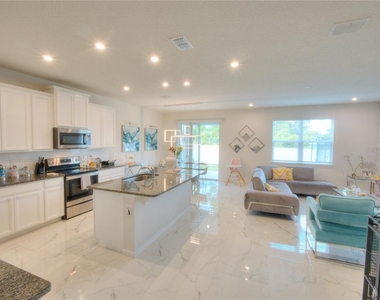 118 Aria Way - Photo Thumbnail 9