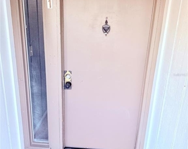6519 W Newberry Road - Photo Thumbnail 5