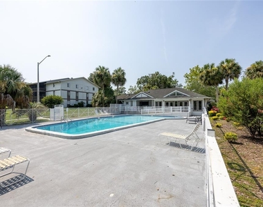 6519 W Newberry Road - Photo Thumbnail 14