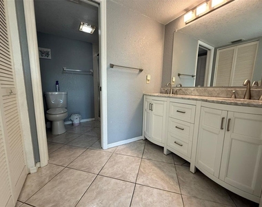 175 Kings Highway - Photo Thumbnail 12