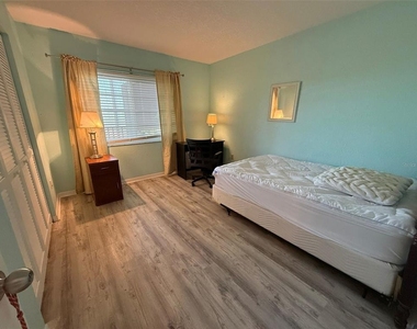 175 Kings Highway - Photo Thumbnail 15