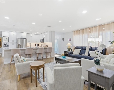 5247 Carmilfra Drive - Photo Thumbnail 1