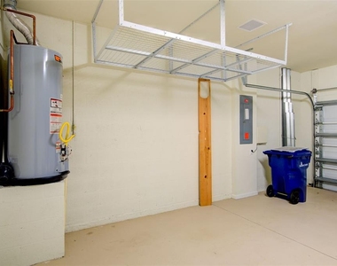 12232 Marsh Pointe Road - Photo Thumbnail 30
