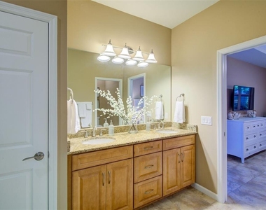 12232 Marsh Pointe Road - Photo Thumbnail 23