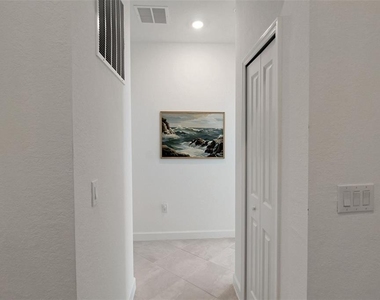 8756 Coco Bay Boulevard - Photo Thumbnail 4