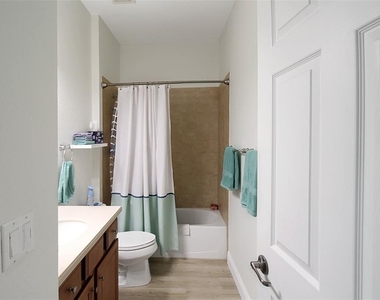 8820 Heritage Sound Drive - Photo Thumbnail 12