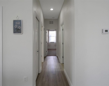 8820 Heritage Sound Drive - Photo Thumbnail 9
