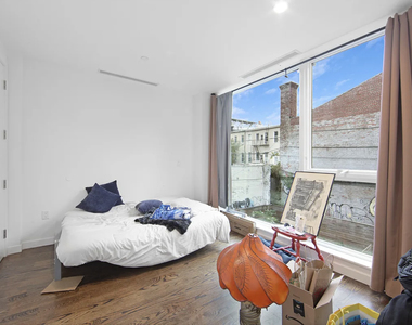 179 North 7th Street - Photo Thumbnail 4