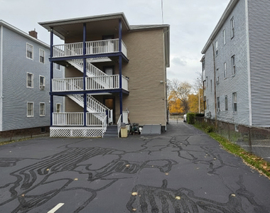 2319 Main Street - Photo Thumbnail 8