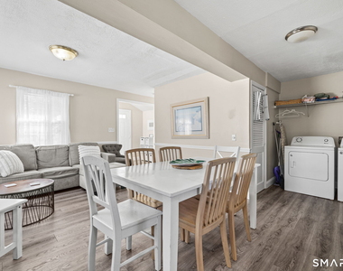 116 College Place - Photo Thumbnail 4