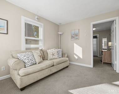 116 College Place - Photo Thumbnail 12
