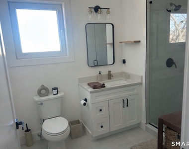 211 Ferry Boulevard - Photo Thumbnail 16