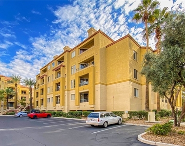 260 E Flamingo Road - Photo Thumbnail 3
