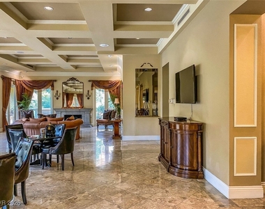 260 E Flamingo Road - Photo Thumbnail 9