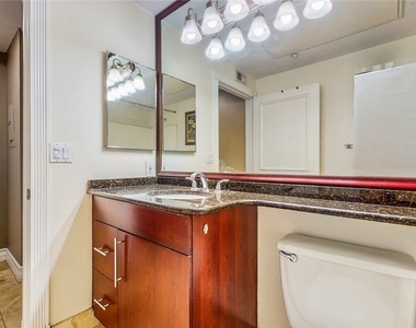 260 E Flamingo Road - Photo Thumbnail 17