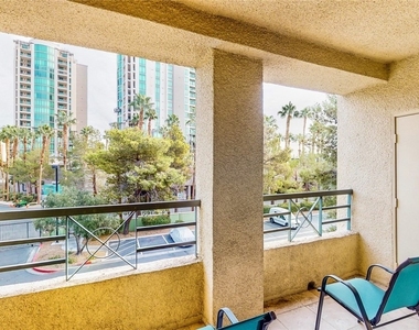 260 E Flamingo Road - Photo Thumbnail 21