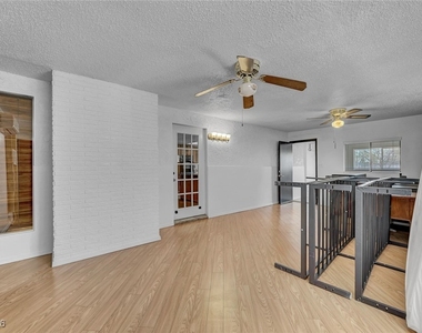 6975 Obannon Drive - Photo Thumbnail 26