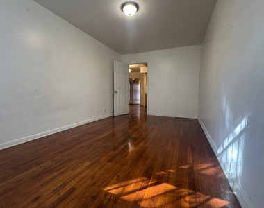 524 East 99th Street - Photo Thumbnail 2