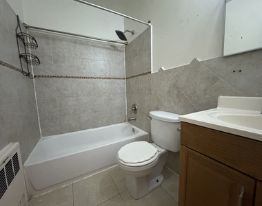 524 East 99th Street - Photo Thumbnail 5