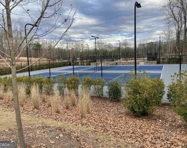 460 Heatherden Avenue - Photo Thumbnail 26
