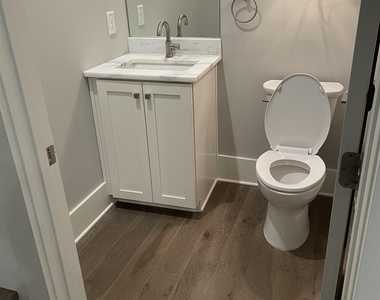 460 Heatherden Avenue - Photo Thumbnail 8