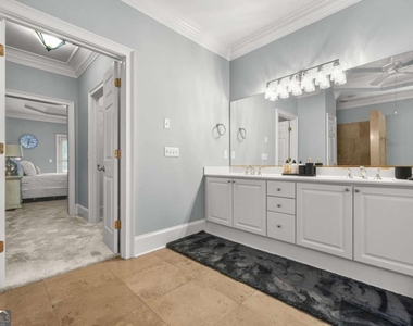 9800 Foxworth Drive - Photo Thumbnail 23