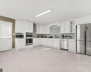 9800 Foxworth Drive - Photo Thumbnail 32