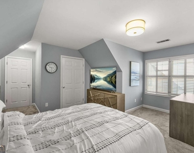 9800 Foxworth Drive - Photo Thumbnail 40