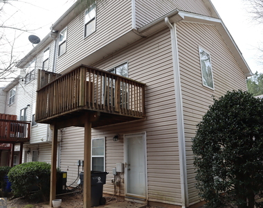 658 Providence Place Sw - Photo Thumbnail 4