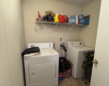 1850 Cedar Shoals Drive - Photo Thumbnail 7