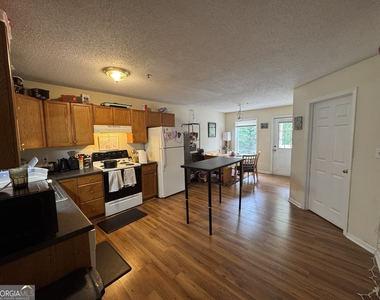 1850 Cedar Shoals Drive - Photo Thumbnail 2