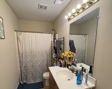1850 Cedar Shoals Drive - Photo Thumbnail 9