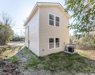 1635 2nd Street - Photo Thumbnail 20