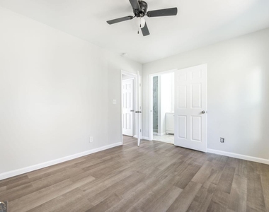 1635 2nd Street - Photo Thumbnail 16