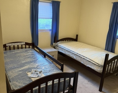 221 Harrison Avenue - Photo Thumbnail 32