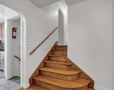 221 Harrison Avenue - Photo Thumbnail 21