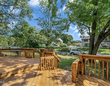 221 Harrison Avenue - Photo Thumbnail 7