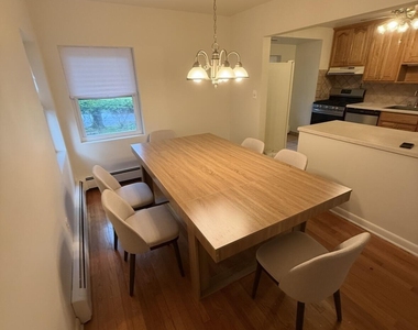 221 Harrison Avenue - Photo Thumbnail 14